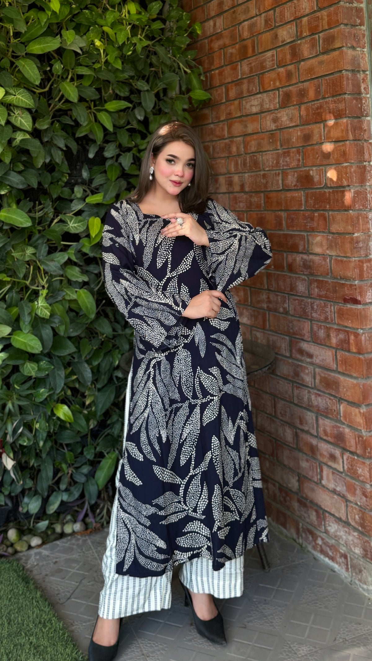 Elegant Deep Blue Printed Linen Dress